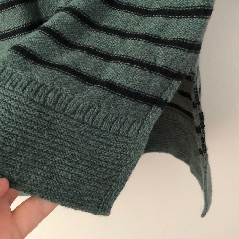 Shop Old Navy's Classic Boat-Neck Sweater  New - Picture 4 of 4